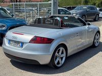 Usata Audi TT Roadster Ambiente 200 CV (147 kW) 2007 Argento Cabrio