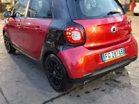 Usata Smart ForFour 71 CV (52 kW) 2016 Rosso Utilitaria