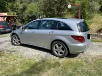 Usata Mercedes R320 224 CV (164 kW) 2006 Grigio Monovolume