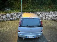 Usata Opel Meriva 101 CV (74 kW) 2004 Grigio Monovolume