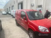 Usata Fiat Doblò 75 CV (55 kW) 2007 Rosso Monovolume