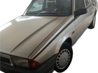 Usata Alfa Romeo 75 103 CV (75 kW) 1994 Grigio Berlina