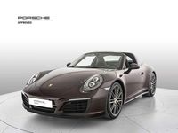 Usata Porsche 911 370 CV (272 kW) 2018 Colore su campione marrone met Cabrio