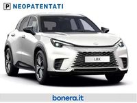 Nuova Lexus LBX 136 CV (100 kW) 2026 Pure white / black (non ord) SUV
