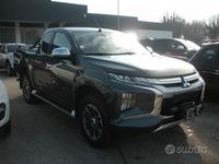 Usata Mitsubishi L200 Intense 151 CV (111 kW) 2022 Grigio Pick-up
