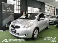 Usata Toyota Yaris Sol 87 CV (63 kW) 2007 Grigio Utilitaria