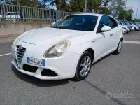Usata Alfa Romeo Giulietta Progression 120 CV (88 kW) 2010 Bianco Utilitaria
