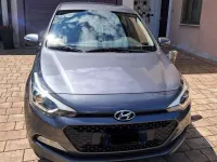 Usata Hyundai i20 Style 75 CV (55 kW) 2015 Grigio Utilitaria