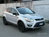 Usata Ford Kuga Titanium 136 CV (100 kW) 2009 Grigio SUV