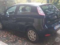 Usata Fiat Punto Lounge 77 CV (56 kW) 2014 Blu Berlina