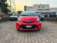 Usata Toyota Aygo 68 CV (50 kW) 2014 Rosso Utilitaria