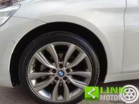 Usata BMW 216 Active Tourer Efficient Dynamics 116 CV (85 kW) 2014 Bianco Monovolume