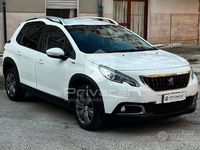 Usata Peugeot 2008 Signature Sky 101 CV (74 kW) 2019 Bianco SUV