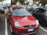 Usata Ford Fiesta Ghia 75 CV (55 kW) 2005 Utilitaria