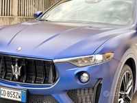 Usata Maserati Levante 581 CV (427 kW) 2021 Blu emoziobe opaco SUV