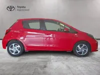 Usata Toyota Yaris Hybrid Style 101 CV (74 kW) 2016 Rosso Berlina