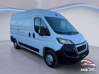Gebraucht Peugeot Boxer 140 PS (102 kW) 2022 Weiß Van