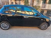 Usata Lancia Ypsilon 60 CV (44 kW) 2011 Nero Utilitaria
