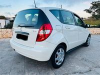 Usata Mercedes A180 108 CV (79 kW) 2012 Bianco Berlina