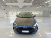 Usata Toyota Yaris Hybrid Business Edition 92 CV (67 kW) 2023 Grigio Berlina