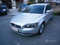 Usata Volvo S40 Kinetic 136 CV (100 kW) 2005 Argento Berlina