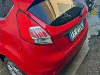 Begagnad Ford Fiesta 95 HK (69 kW) 2017 Röd Halvkombi