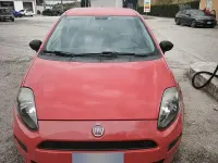 Usata Fiat Grande Punto 75 CV (55 kW) 2012 Rosso Utilitaria