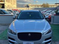 Usata Jaguar F-Pace Portfolio 180 CV (132 kW) 2018 Grigio SUV