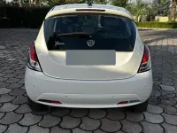 Usata Lancia Ypsilon 69 CV (50 kW) 2022 Bianco Utilitaria