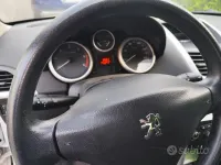 Usata Peugeot 207 68 CV (50 kW) 2011 Bianco Berlina