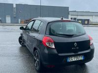 Usata Renault Clio II 75 CV (55 kW) 2011 Nero Utilitaria
