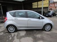 Usata Mercedes A180 Style 109 CV (80 kW) 2012 Argento