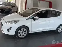 Usata Ford Fiesta Active 86 CV (63 kW) 2020 Bianco Utilitaria