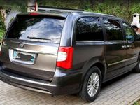 Gebraucht Lancia Voyager Platinum 177 PS (130 kW) 2015 Grau Van / Kleinbus