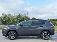 Usata Jeep Compass Limited 131 CV (96 kW) 2022 Grafik grey SUV