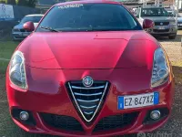 Usata Alfa Romeo Giulietta Distinctive 150 CV (110 kW) 2015 Rosso Utilitaria