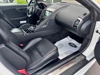 Usata Jaguar F-Type Chequered Flag 2021 Fuji white