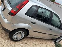 Usata Ford Fiesta 68 CV (50 kW) 2004 Grigio Utilitaria