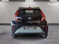 Usata Toyota Aygo X Trend 72 CV (52 kW) 2025 Grigio SUV