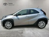 Usata Toyota Aygo X Active 72 CV (52 kW) 2022 Grigio SUV
