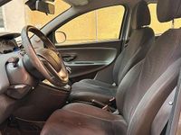 Usata Lancia Ypsilon 2012 Grigio Utilitaria