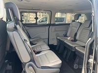 Usata Ford Tourneo 169 CV (124 kW) 2018 Nero Monovolume