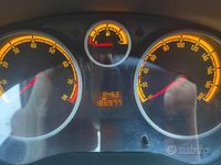 Usata Opel Corsa 85 CV (62 kW) 2011 Grigio Utilitaria