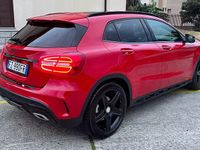Usata Mercedes GLA200 AMG 136 CV (100 kW) 2016 Rosso SUV