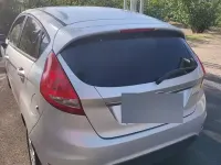 Usata Ford Fiesta 97 CV (71 kW) 2012 Grigio Berlina