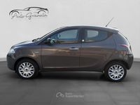 Usata Lancia Ypsilon Gold 69 CV (50 kW) 2012 Gray Utilitaria