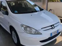 Usata Peugeot 307 S 68 CV (50 kW) 2004 Bianco Berlina