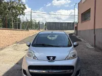 Usata Peugeot 107 68 CV (50 kW) 2011 Utilitaria