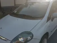Usata Fiat Punto Evo Active 77 CV (56 kW) 2011 Bianco Utilitaria