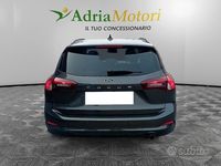 Usata Ford Focus ST 116 CV (85 kW) 2023 Grigio scuro Station wagon